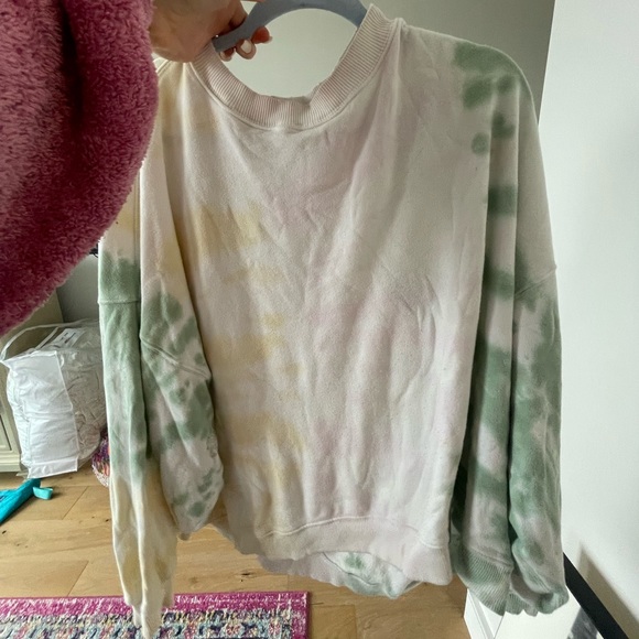 Light pink tye dye sweatshirt - Picture 4 of 4